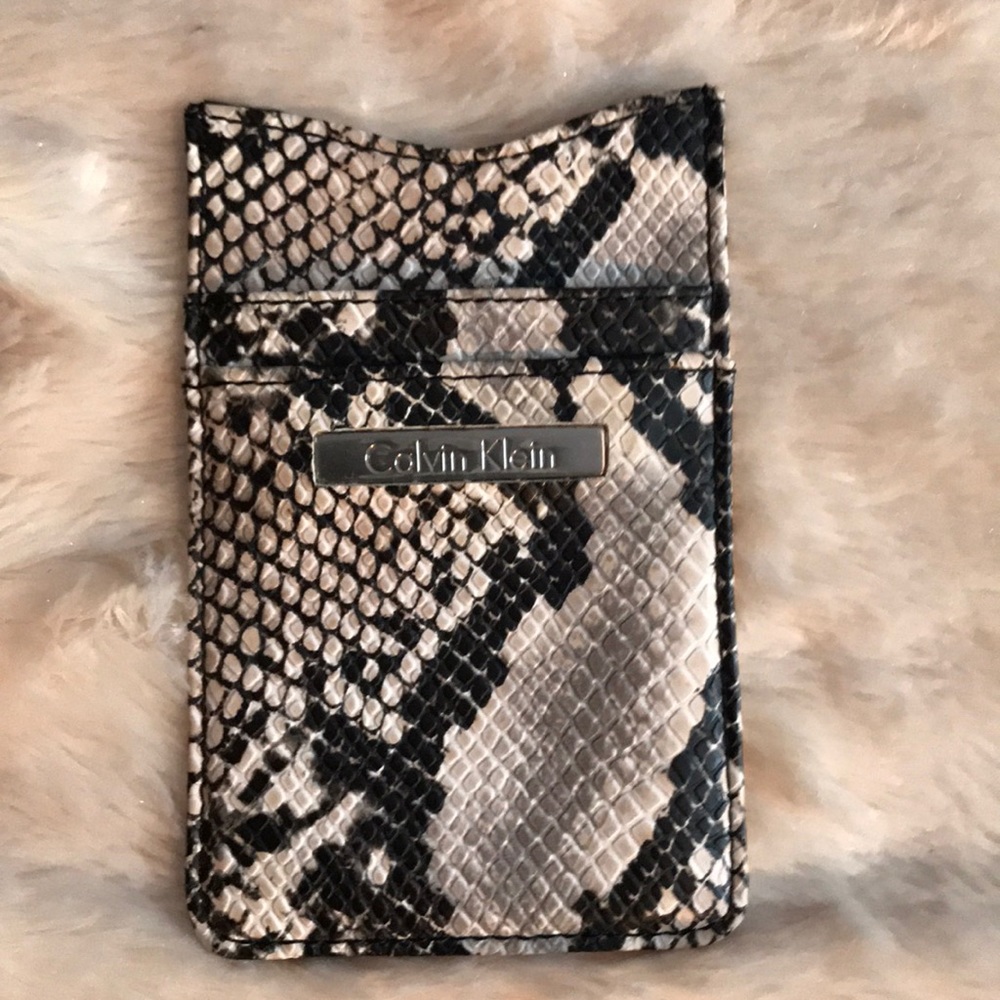 Authentic Calvin Klein card 💳 holder